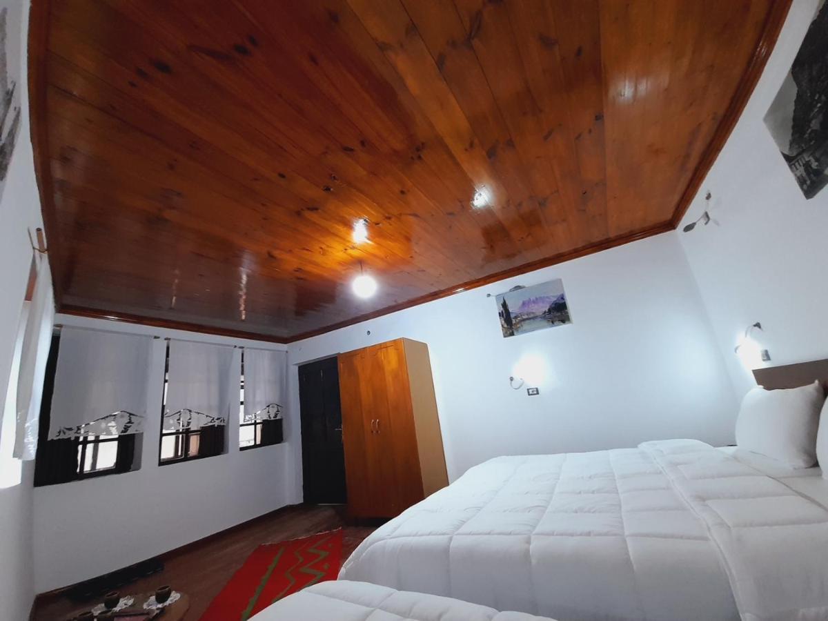 Gorica'S Bridge Hotel Μπεράτ Εξωτερικό φωτογραφία