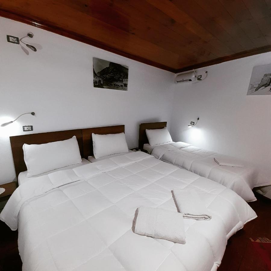 Gorica'S Bridge Hotel Μπεράτ Εξωτερικό φωτογραφία