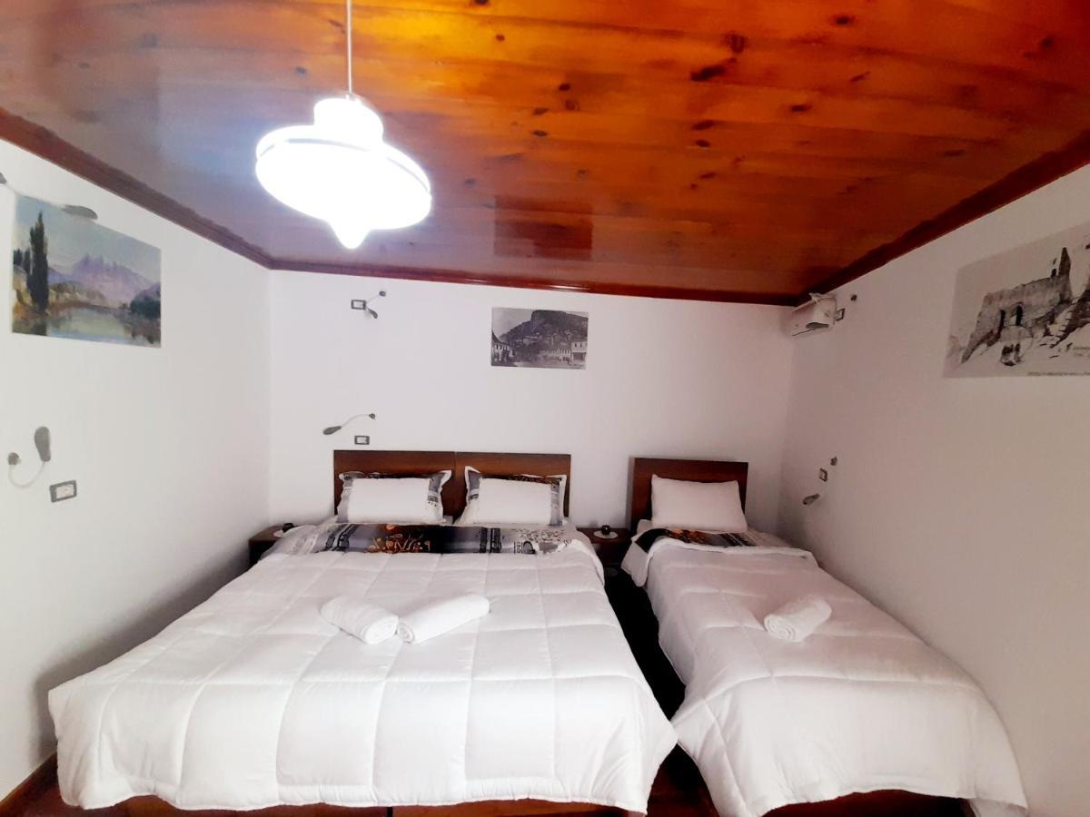 Gorica'S Bridge Hotel Μπεράτ Εξωτερικό φωτογραφία